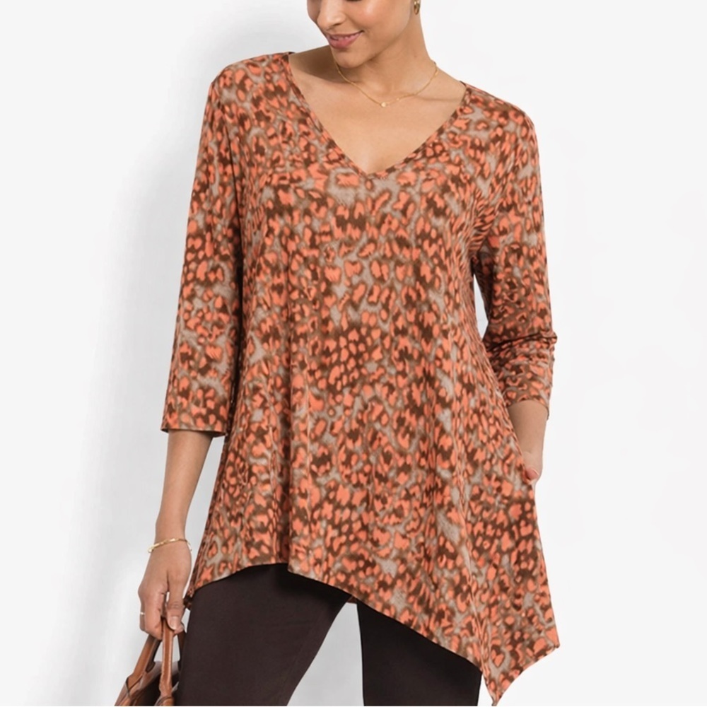 Clara Sun Woo tunic coral leopard print 3/4 sleeve asymmetrical v neck M